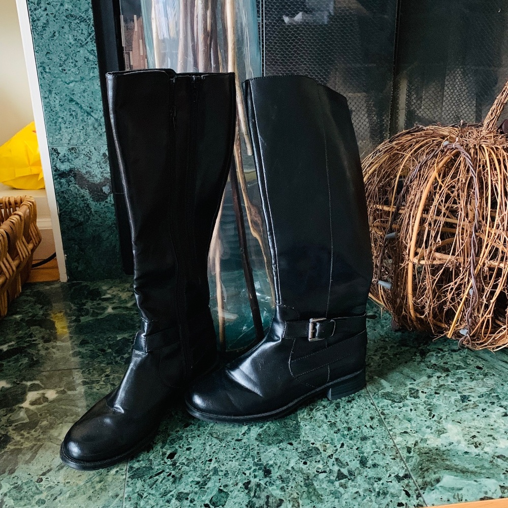 🖤🖤Aerosoles Leather boots, Size 6, EUC